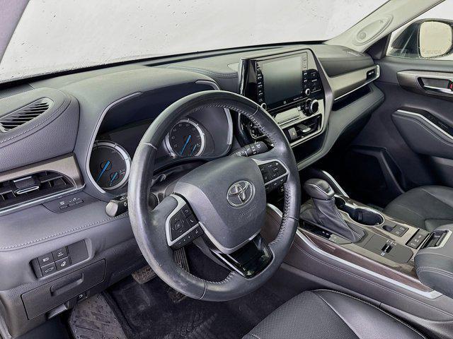 used 2022 Toyota Highlander Hybrid car, priced at $46,477