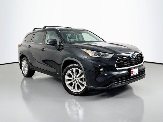 used 2022 Toyota Highlander Hybrid car, priced at $46,477