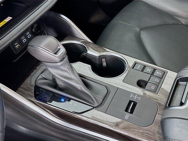 used 2023 Toyota Highlander Hybrid car, priced at $49,997