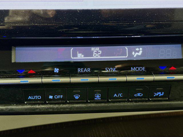 used 2023 Toyota Sienna car, priced at $37,977