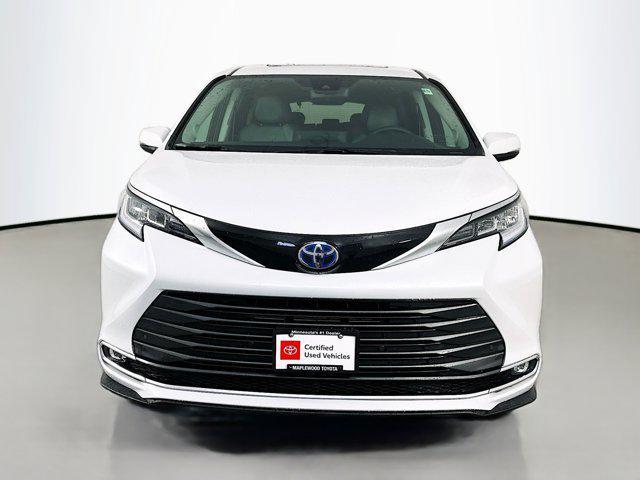 used 2024 Toyota Sienna car, priced at $63,977