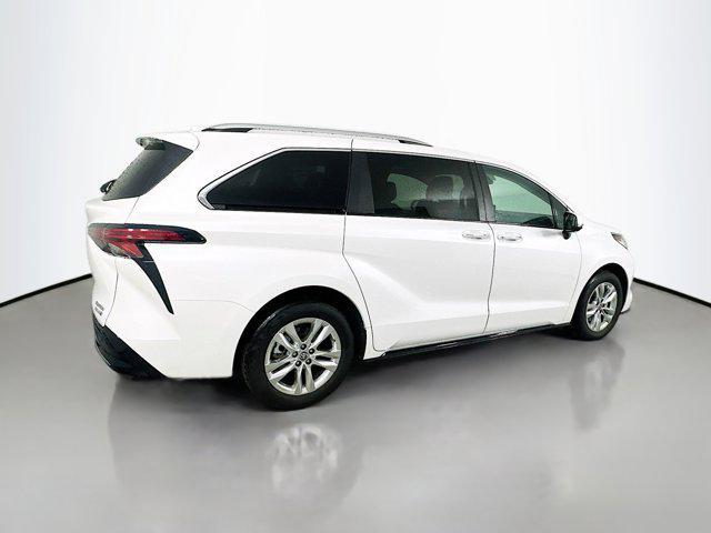 used 2024 Toyota Sienna car, priced at $63,977