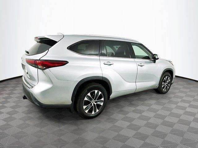 used 2021 Toyota Highlander car, priced at $34,977