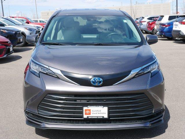 used 2023 Toyota Sienna car, priced at $42,977