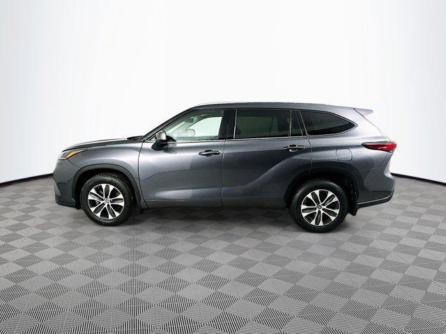 used 2021 Toyota Highlander car, priced at $37,977