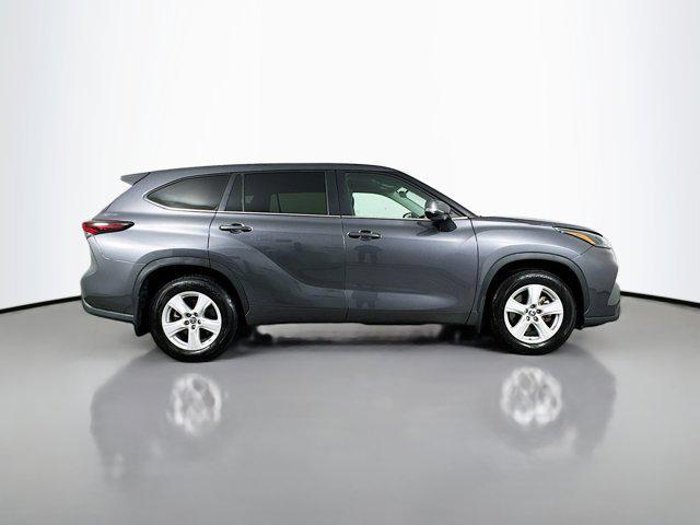 used 2024 Toyota Highlander car, priced at $35,271