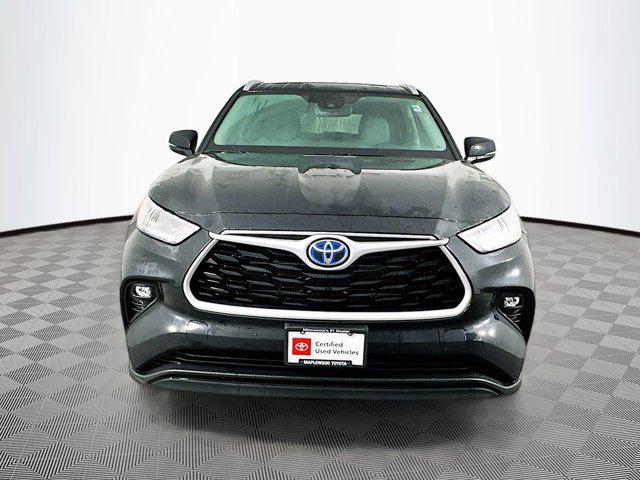 used 2023 Toyota Highlander Hybrid car, priced at $41,937