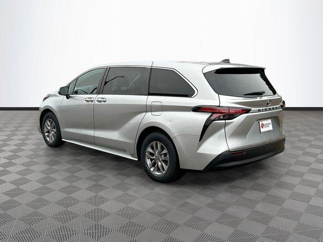 used 2022 Toyota Sienna car, priced at $36,977