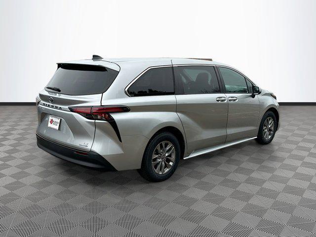 used 2022 Toyota Sienna car, priced at $36,977