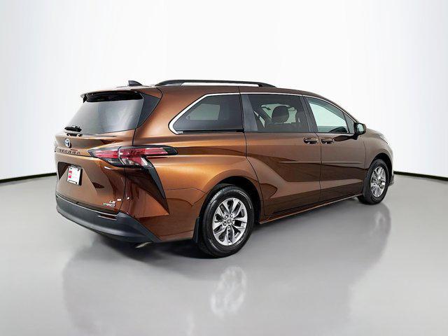 used 2022 Toyota Sienna car, priced at $41,977