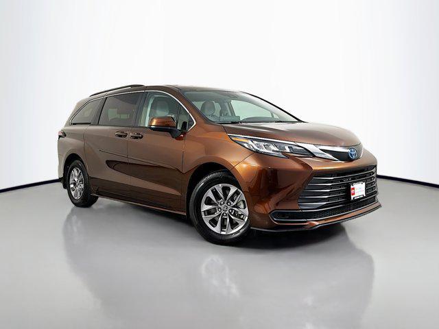 used 2022 Toyota Sienna car, priced at $41,977