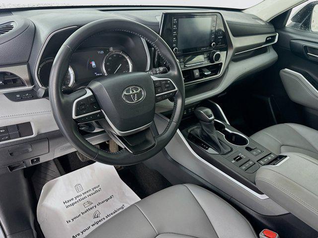used 2022 Toyota Highlander car, priced at $43,406