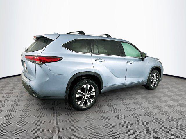 used 2022 Toyota Highlander car, priced at $41,885