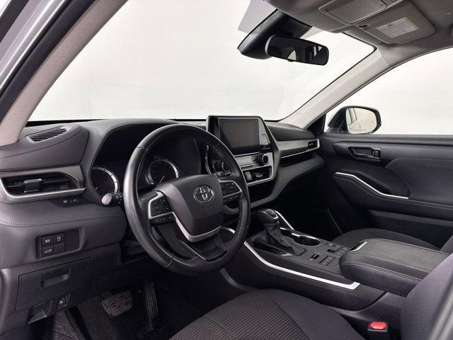 used 2024 Toyota Highlander car, priced at $37,875