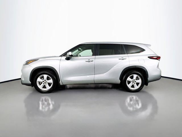 used 2024 Toyota Highlander car, priced at $37,875