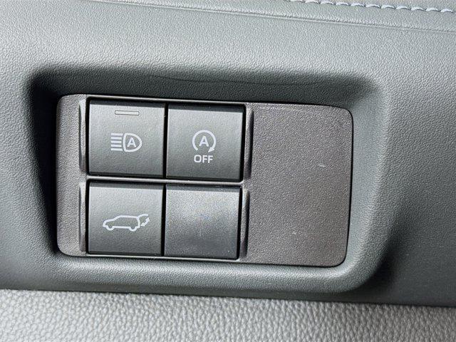 used 2024 Toyota Highlander car, priced at $37,875