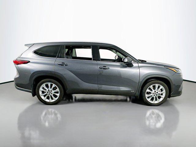 used 2022 Toyota Highlander Hybrid car, priced at $44,977