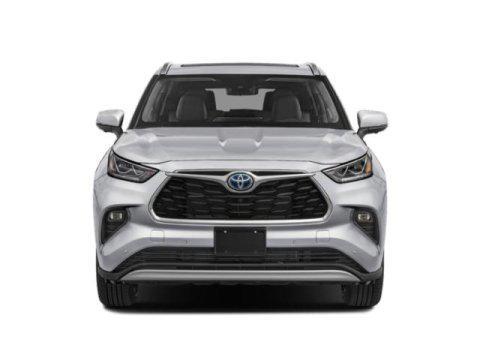 used 2024 Toyota Highlander Hybrid car, priced at $60,977