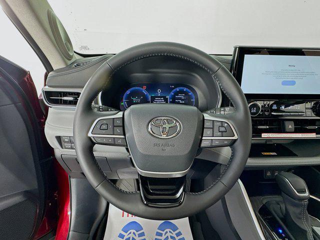 used 2024 Toyota Highlander Hybrid car, priced at $60,977