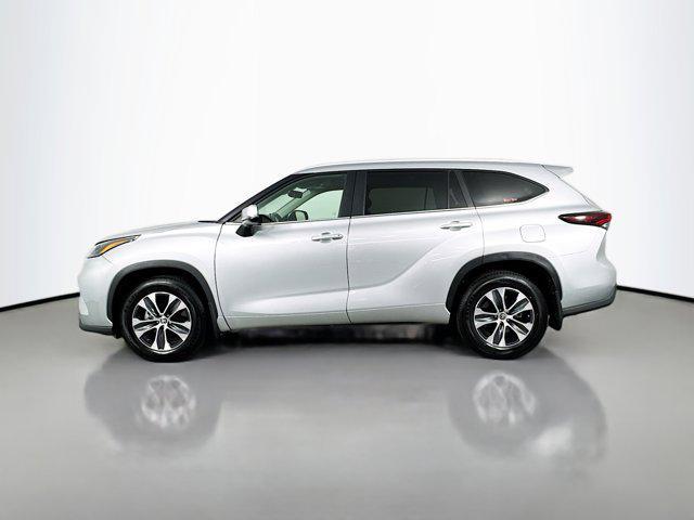 used 2024 Toyota Highlander car, priced at $42,977