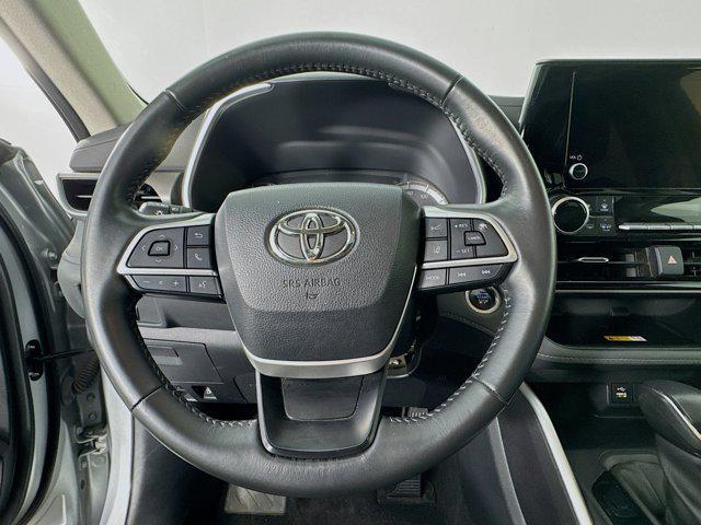 used 2024 Toyota Highlander car, priced at $42,977
