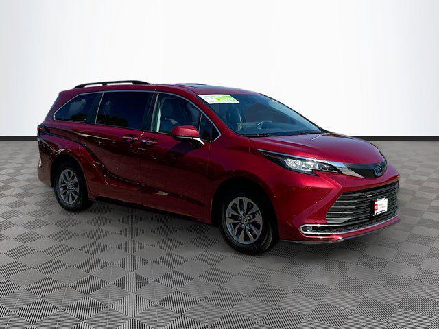 used 2023 Toyota Sienna car, priced at $43,977