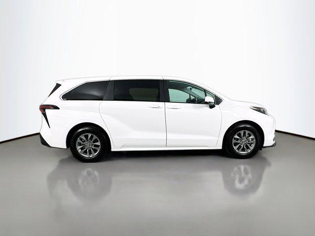 used 2025 Toyota Sienna car, priced at $39,931