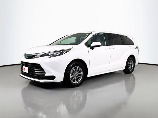used 2025 Toyota Sienna car, priced at $39,931