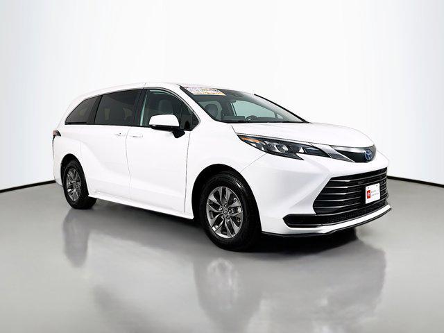 used 2025 Toyota Sienna car, priced at $39,931