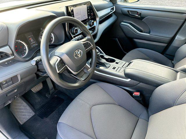 used 2022 Toyota Highlander car, priced at $34,477