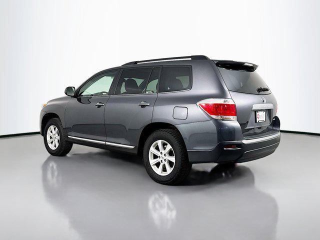 used 2013 Toyota Highlander car, priced at $13,977