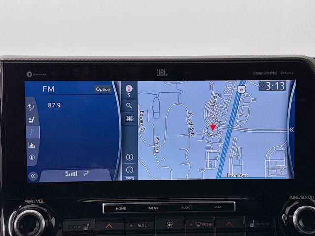 used 2020 Toyota Highlander Hybrid car, priced at $39,875