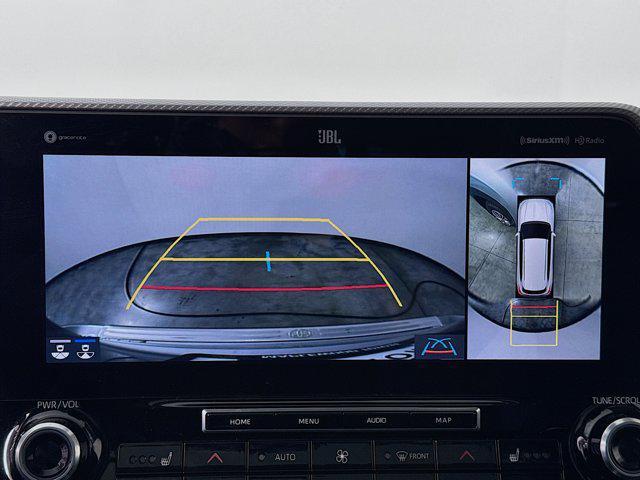 used 2020 Toyota Highlander Hybrid car, priced at $39,875