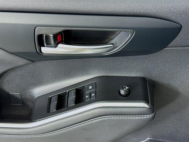 used 2022 Toyota Highlander Hybrid car, priced at $45,192