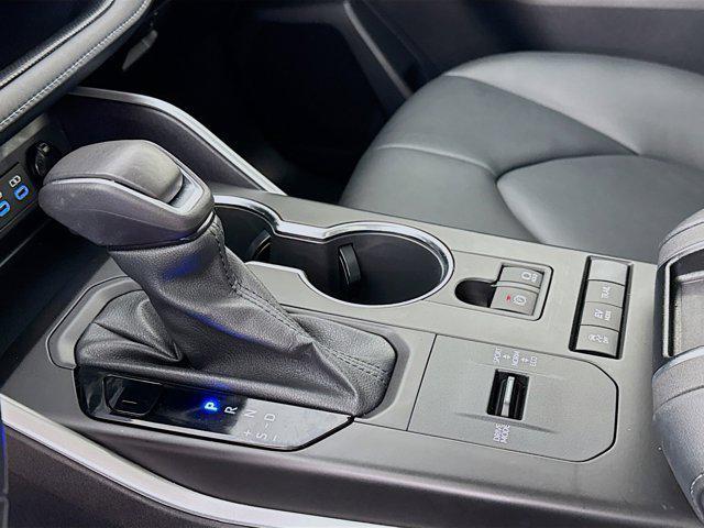 used 2022 Toyota Highlander Hybrid car, priced at $45,192