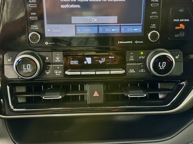 used 2022 Toyota Highlander Hybrid car, priced at $45,192
