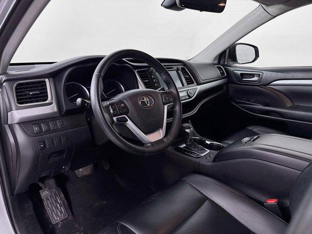 used 2019 Toyota Highlander car, priced at $21,875