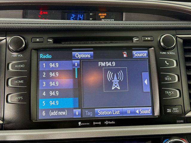 used 2019 Toyota Highlander car, priced at $21,875