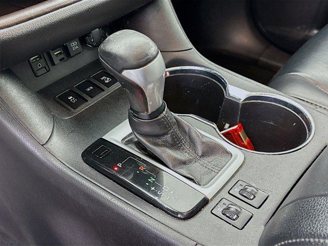 used 2019 Toyota Highlander car, priced at $21,875