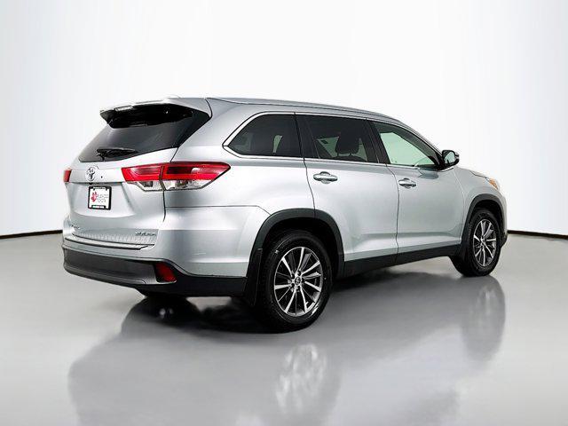 used 2019 Toyota Highlander car, priced at $21,875