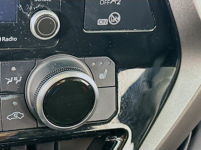 used 2022 Toyota Highlander car, priced at $43,477