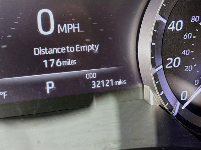 used 2022 Toyota Highlander car, priced at $43,477