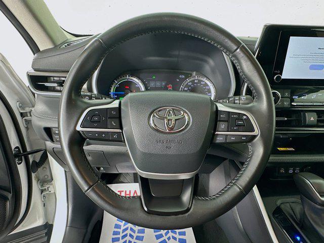 used 2023 Toyota Highlander Hybrid car, priced at $45,977