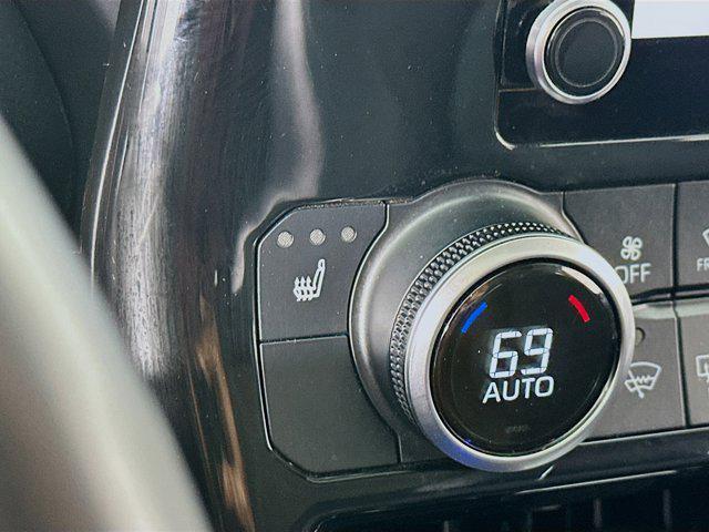 used 2023 Toyota Highlander Hybrid car, priced at $45,977