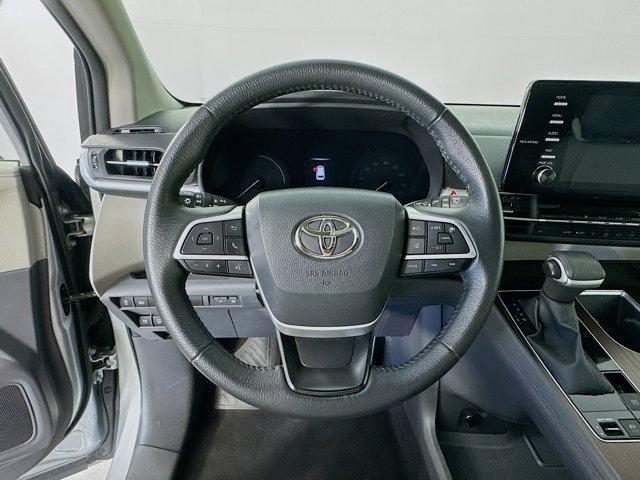 used 2023 Toyota Sienna car, priced at $43,977