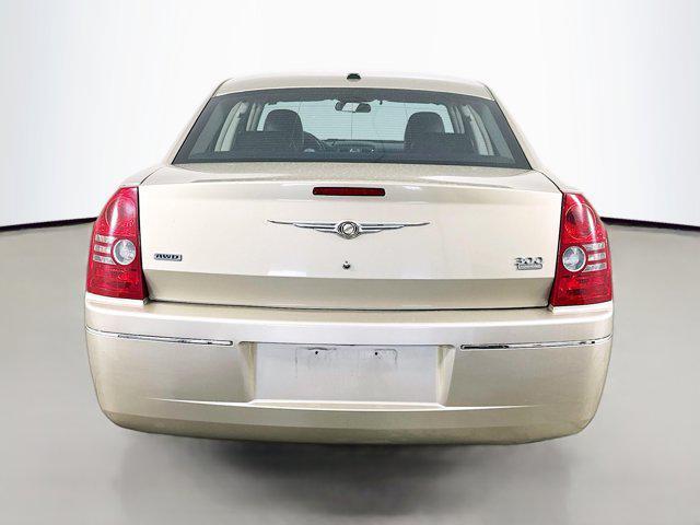 used 2009 Chrysler 300 car, priced at $4,977