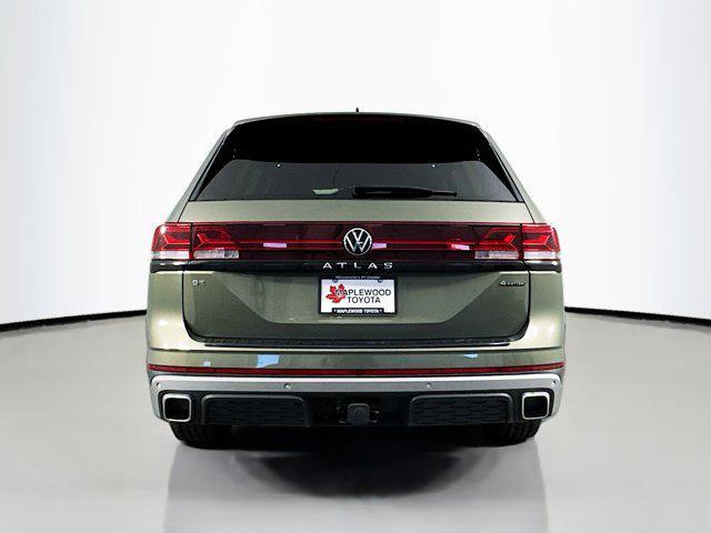 used 2024 Volkswagen Atlas car, priced at $37,462