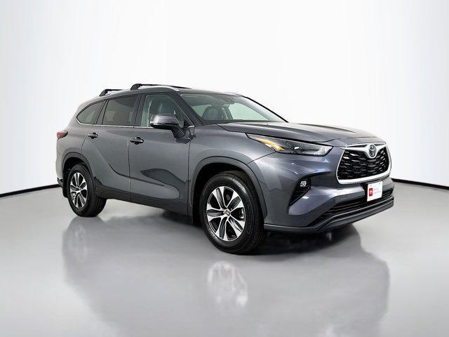 used 2024 Toyota Highlander car, priced at $46,875