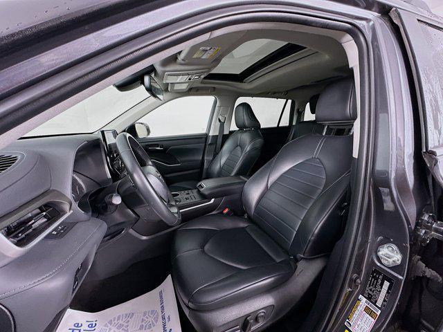 used 2023 Toyota Highlander car, priced at $39,977