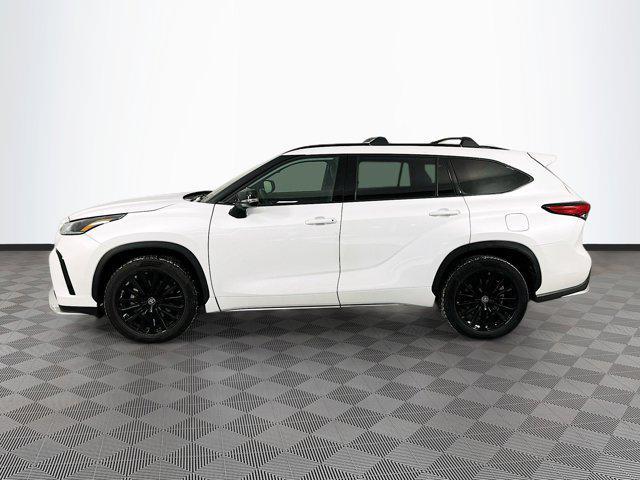 used 2023 Toyota Highlander car, priced at $41,977